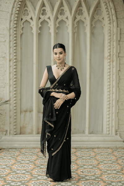 Esha Koul Saree set - The Grand Trunk