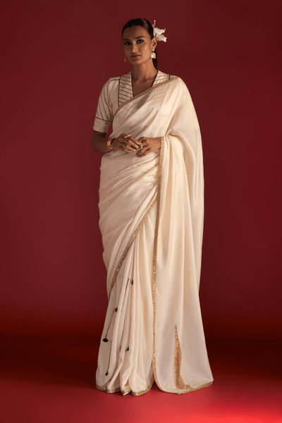 Ivory 'Paan-Patti' Saree - The Grand Trunk