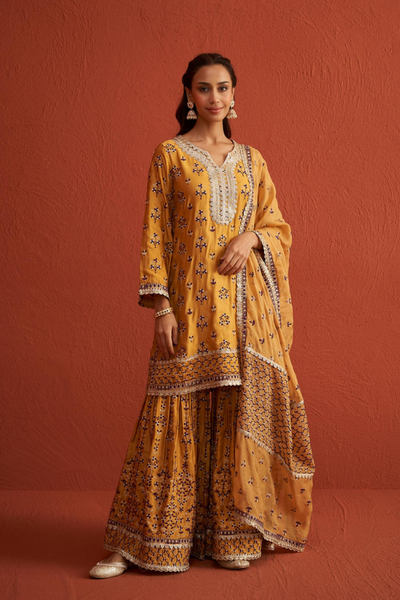 Mahiya Kurta Set