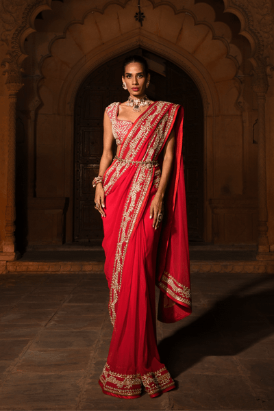 Renu Tandon - Khushnuma Zari Saree - The Grand Trunk