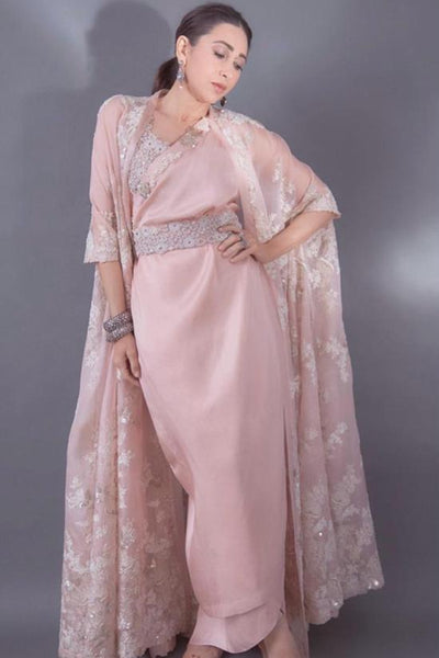 Karisma Kapoor In Anamika Khanna - The Grand Trunk